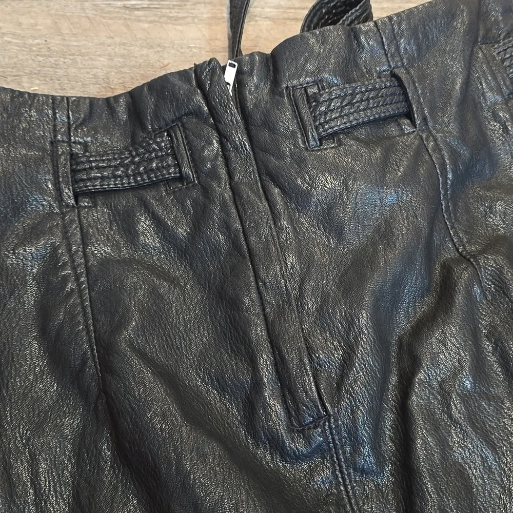 Free People Payton Paperbag Faux leather Skirt NWOT Size 4‎
